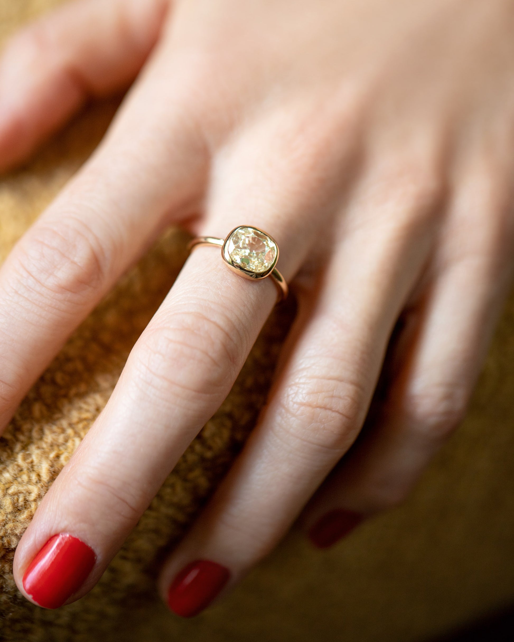 Gusher Diamond Ring 015 on model.