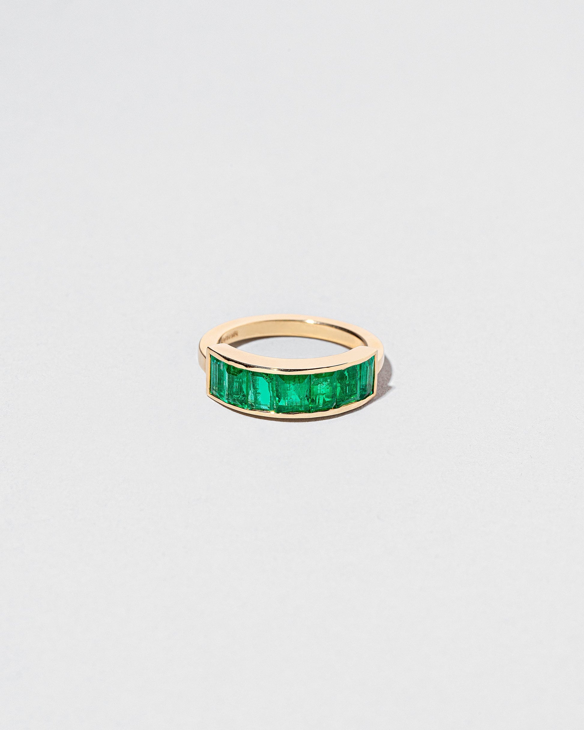 Pillar Ring on light color background.