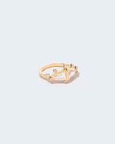  Visible Reality Ring on light color background.