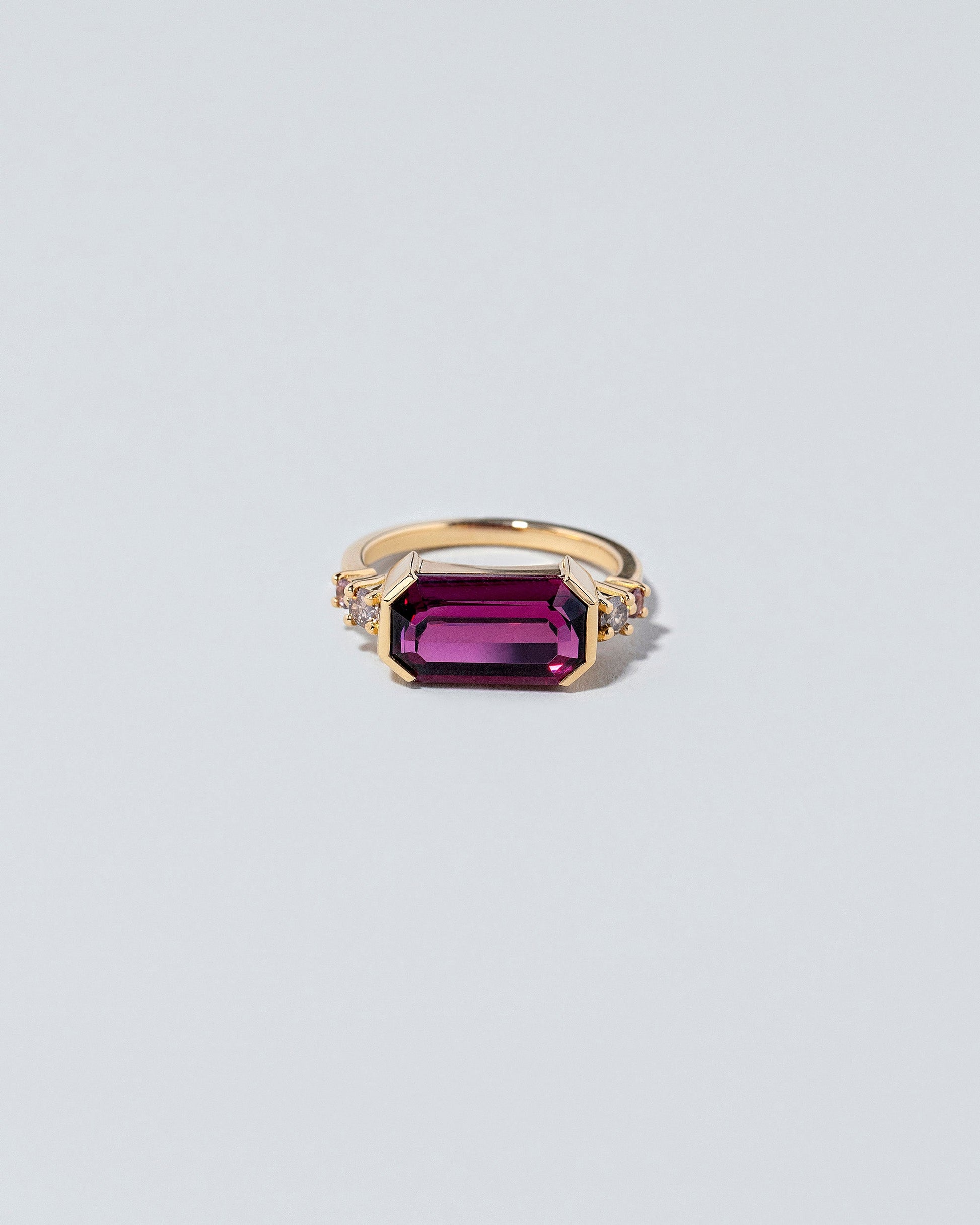  Mesa Ring on light color background.