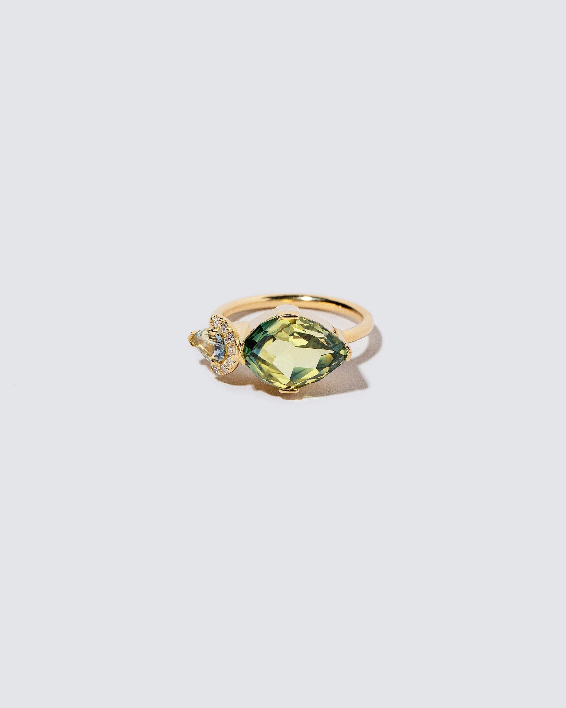  Viridian Ring on light color background.